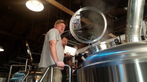 Terrapin/ Persimmon Hollow Collaboration: Holler Hopper 15 Wort going into the kettle.