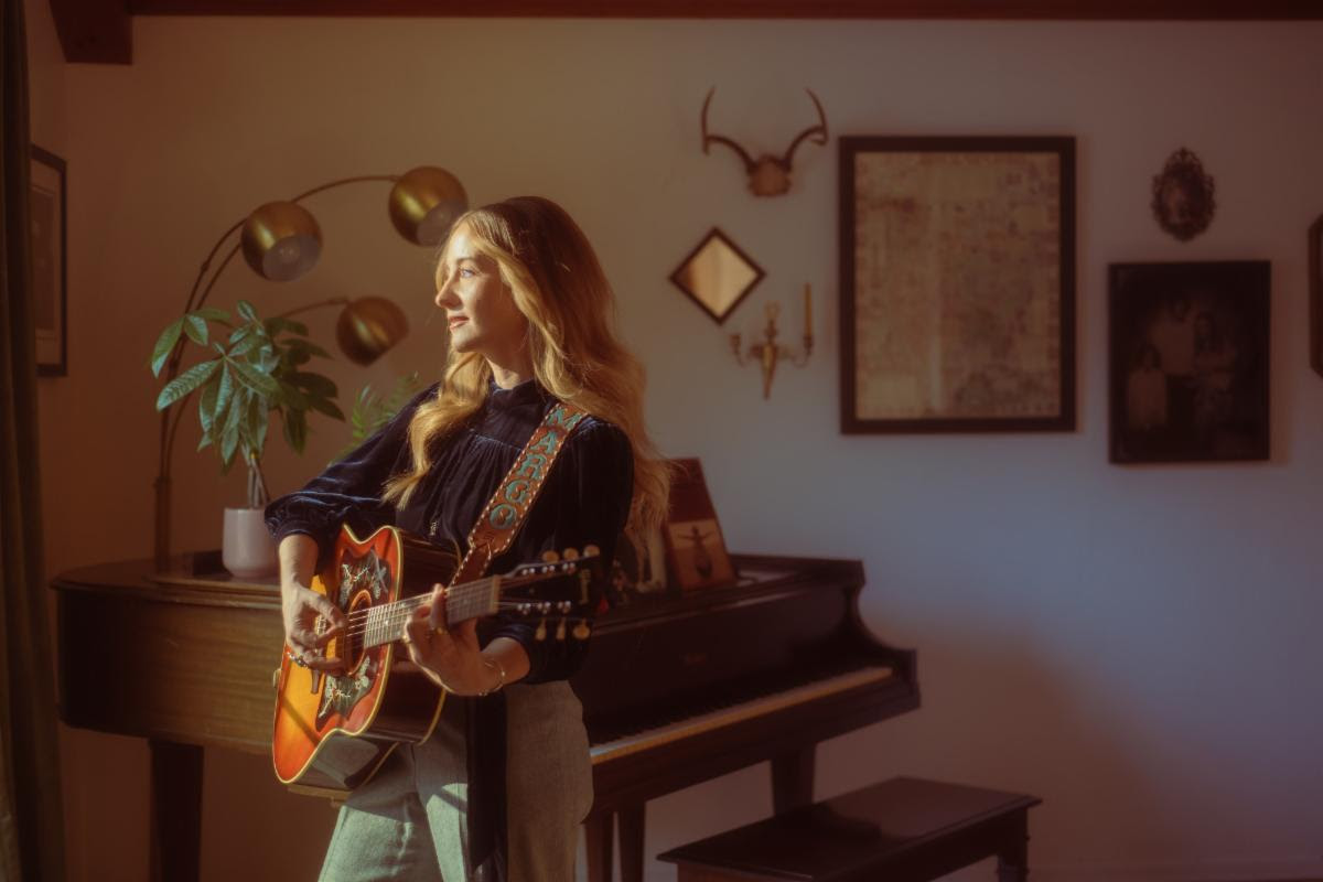Margo Price and Gibson Partner to Release the Gibson Margo Price J-45 Acoustic Guitar, Available Worldwide on Gibson.com 20 40f59d39 04dc 43be 9022 379bbc2306c1 1