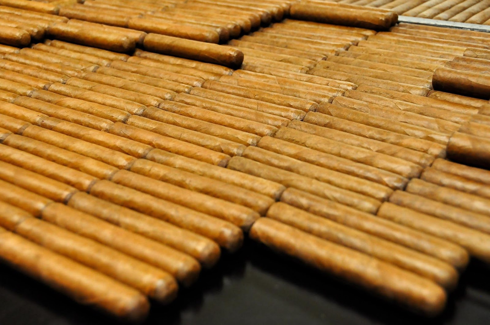 Ways to Pair Cigars and Beer 9 5iZkpUIvzSYCv2j6ySrCp