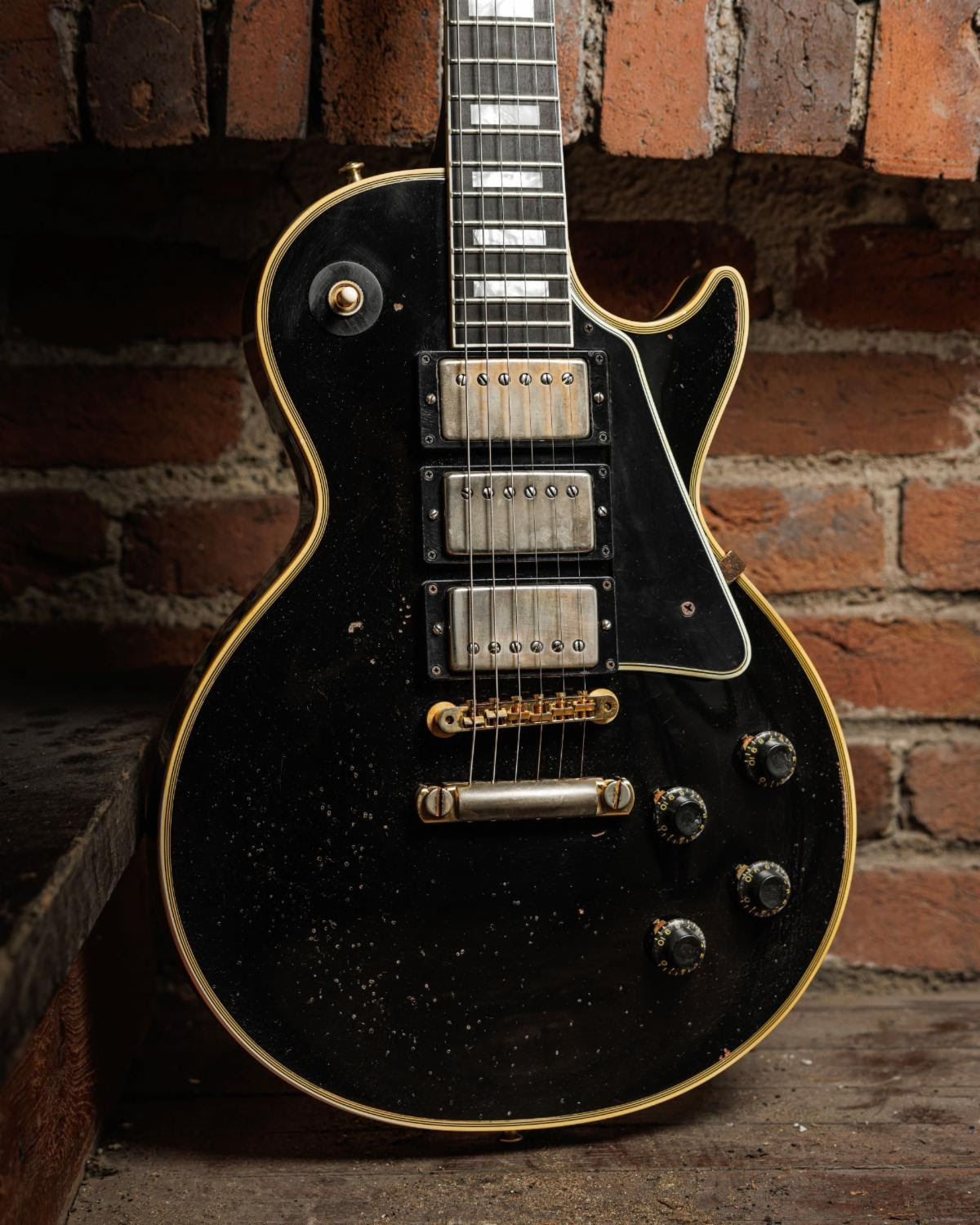 Gibson Custom Announces the Eric Clapton 1958 Les Paul Custom, An Artfully Recreated and Murphy Lab Aged Version of the Icon’s Versatile Les Paul Custom Guitar 21 61e31bb0 b7ae 436a a2f9 2a7916fa1af9 1