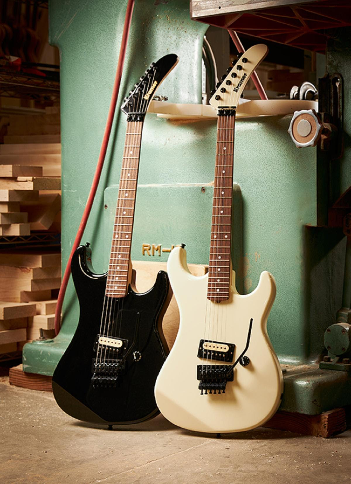 Gibson Returns to NAMM, Reveals "First Look" of New 2025 Collection 37 98ae1023 b813 4ada 95bc a38a98e8ac8a 1