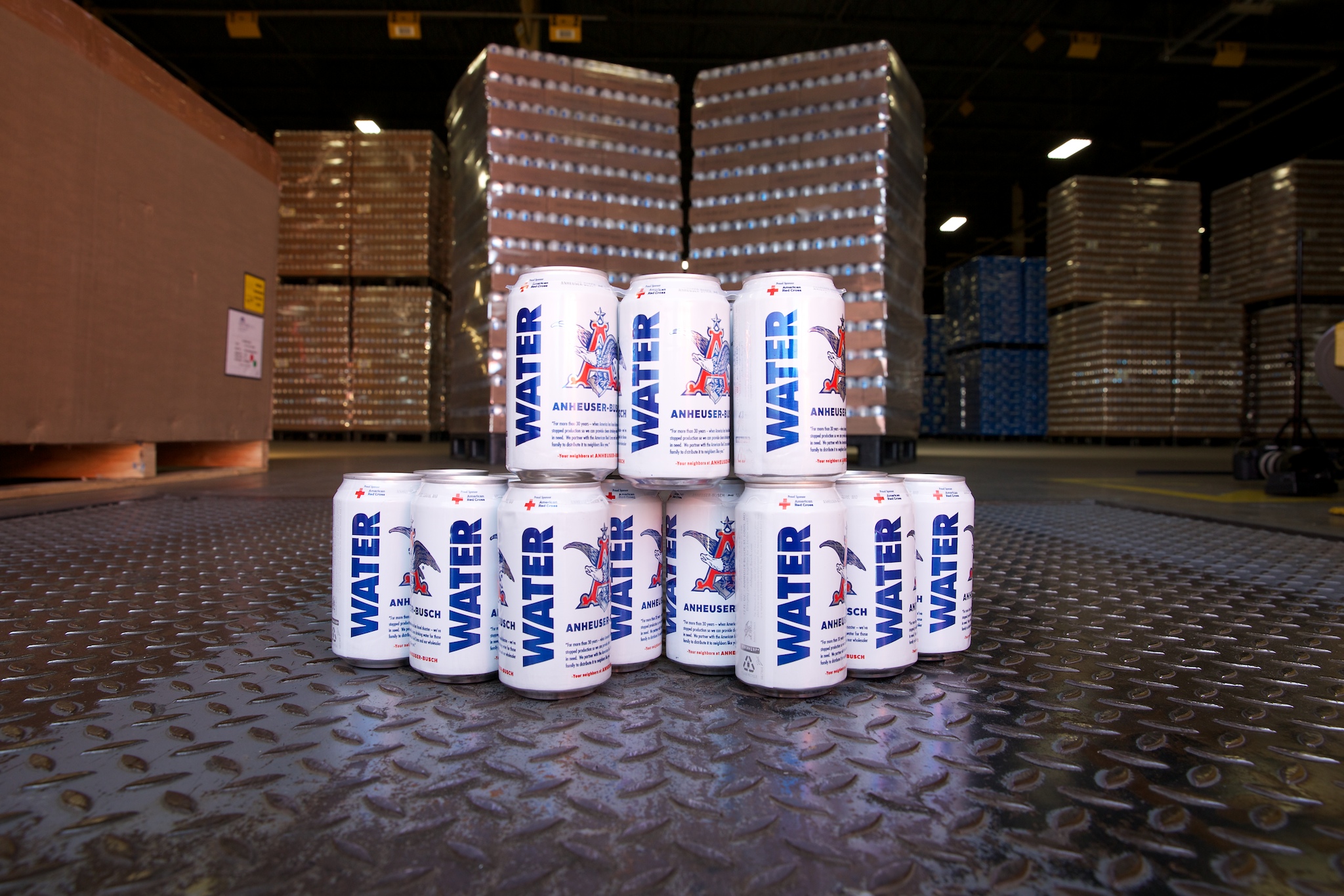 Anheuser-Busch Delivering 50,000 Cans of Emergency Drinking Water to Support Wildfire Relief Efforts in Colorado 8 Anheuser-Busch Delivering 50,000 Cans of Emergency Drinking Water to Support Wildfire Relief Efforts in Colorado