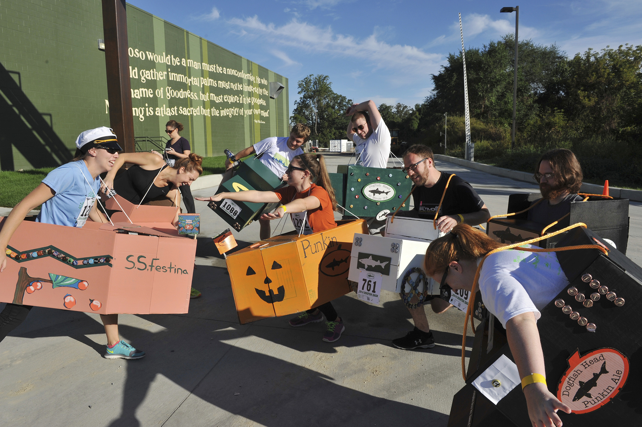 Dogfish Head Announces Dogfish Dash 2023 Details 13 Recycled Costume Contest