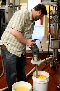 The Bruery / Dogfish Head Co-Brew 25 IMG 4364