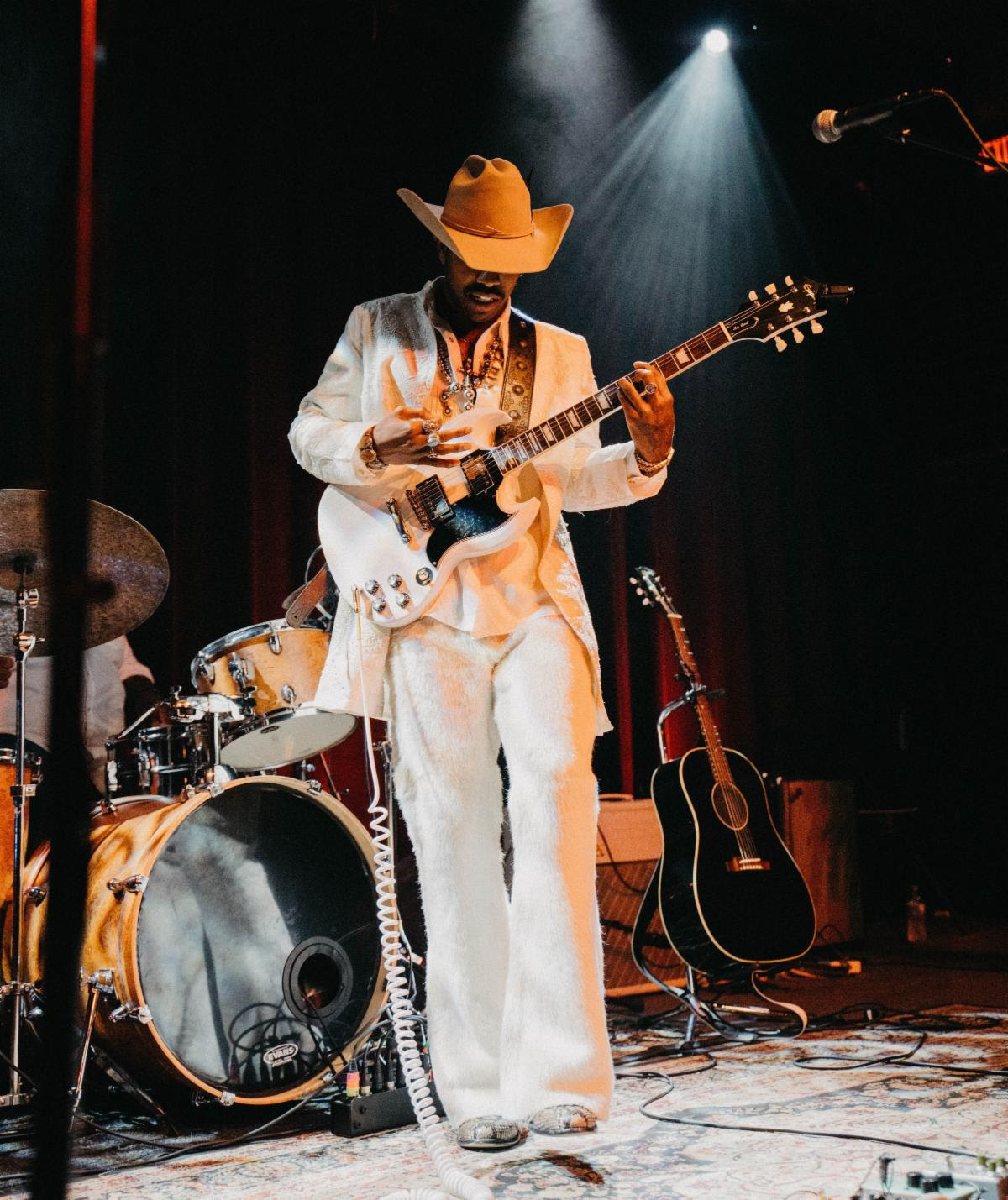 Gibson Announces Angel White As New Artist Spotlight Musician, Debut ‘Ghost of the West-The Album’ Due Out Worldwide March 7 16 a24d6b0a c469 4e1a 8f7a 0479c67411a1 1