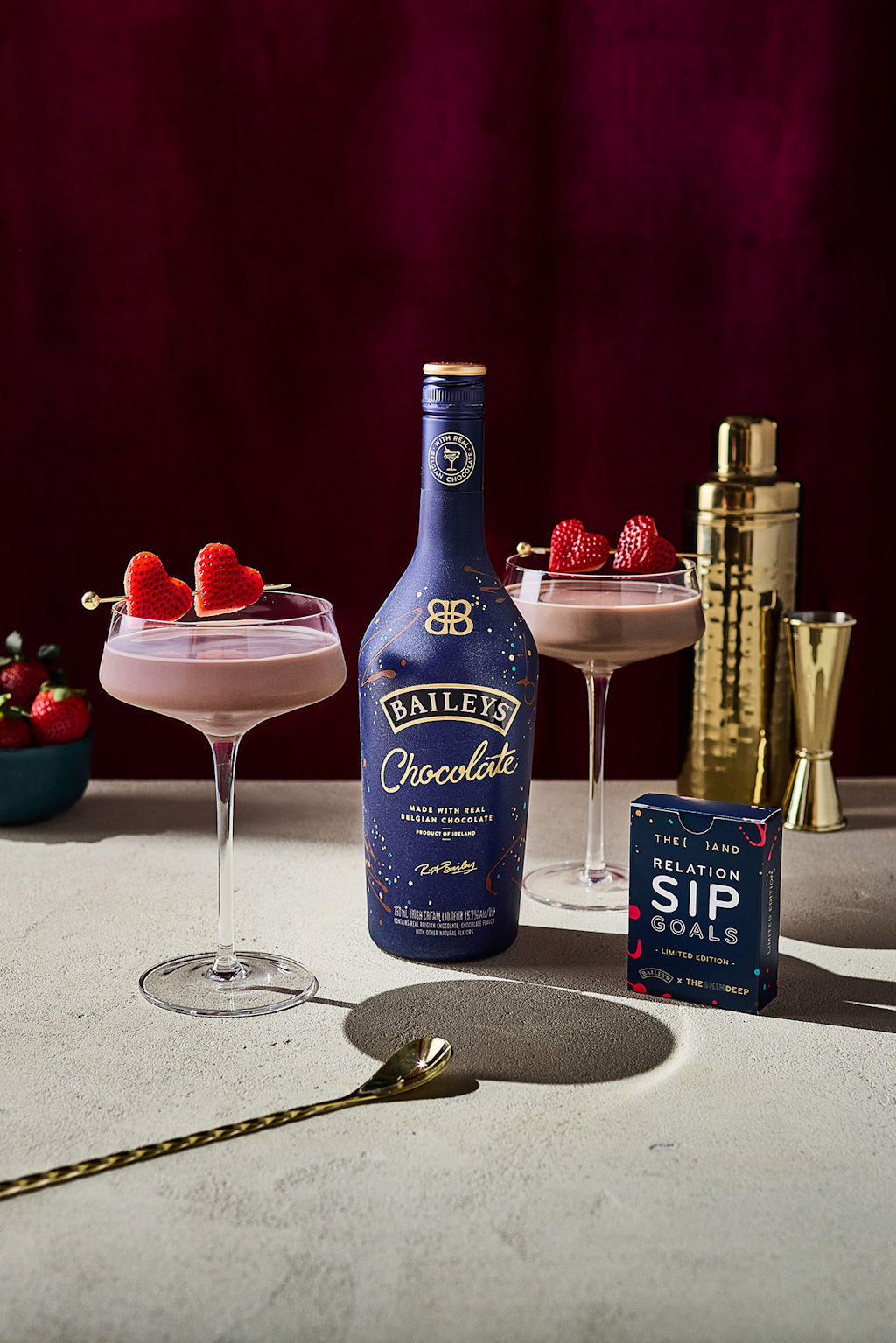 IT'S CUFFING SEASON: BAILEYS CHOCOLATE LIQUEUR PARTNERS WITH THE SKIN DEEP TO HELP ACHIEVE YOUR RELATION-SIP GOALS 8 apost 343