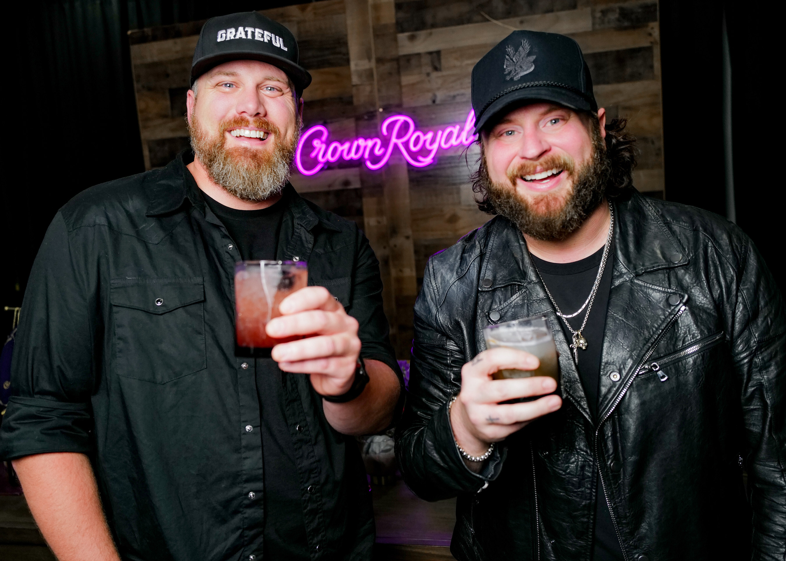 CROWN ROYAL JOINS FORCES WITH NATE SMITH AND SCOTTY HASTING TO SUPPORT VETERANS AS THE AWARD-WINNING WHISKY DONATES $50,000 TO CREATIVETS ON COUNTRY MUSIC'S BIGGEST NIGHT CROWN ROYAL JOINS FORCES WITH NATE SMITH AND SCOTTY HASTING TO SUPPORT VETERANS AS THE AWARD-WINNING WHISKY DONATES $50,000 TO CREATIVETS ON COUNTRY MUSIC'S BIGGEST NIGHT