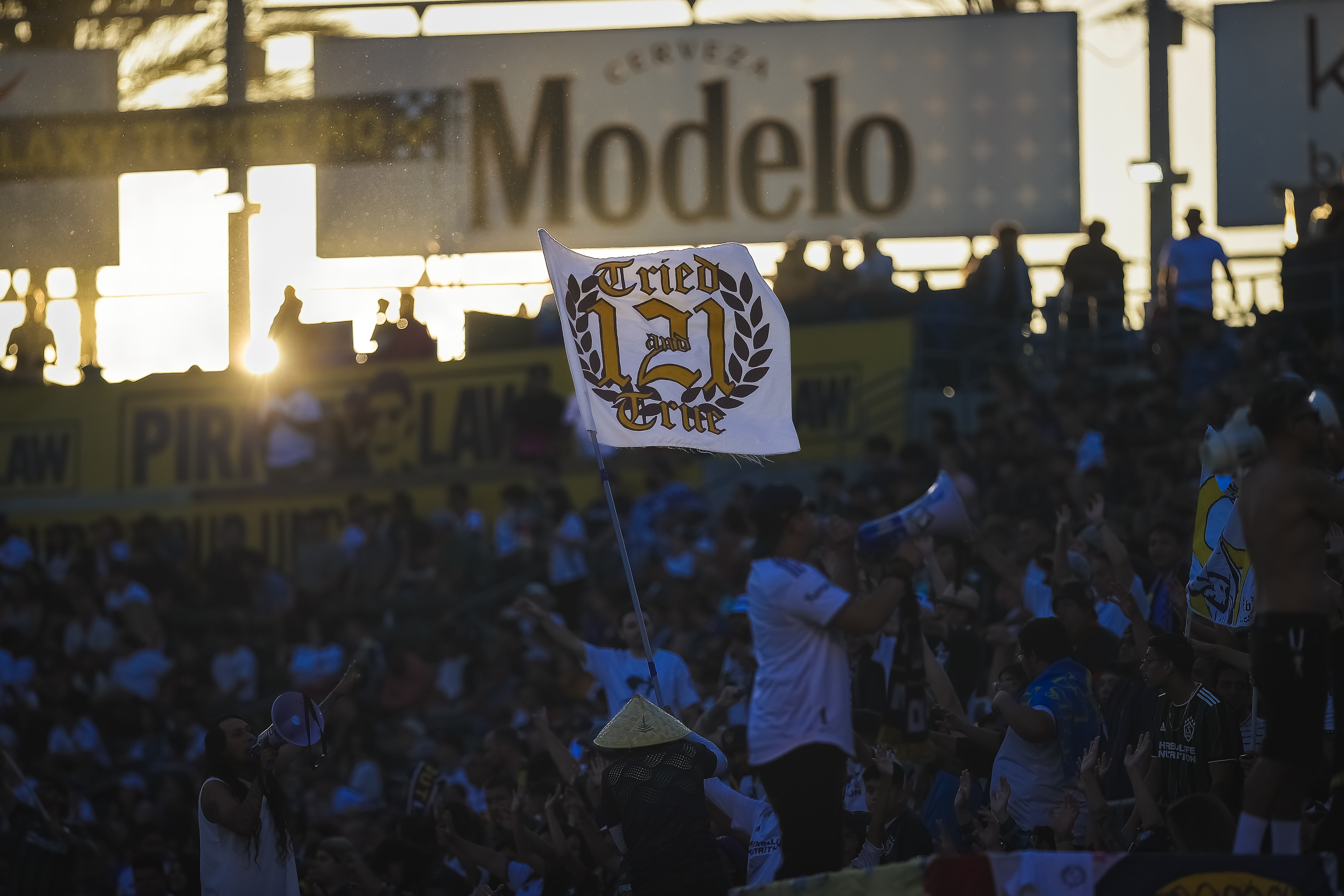 LA Galaxy, Dignity Health Sports Park and Modelo Extend Decade-Long Partnership 8 apost8 223