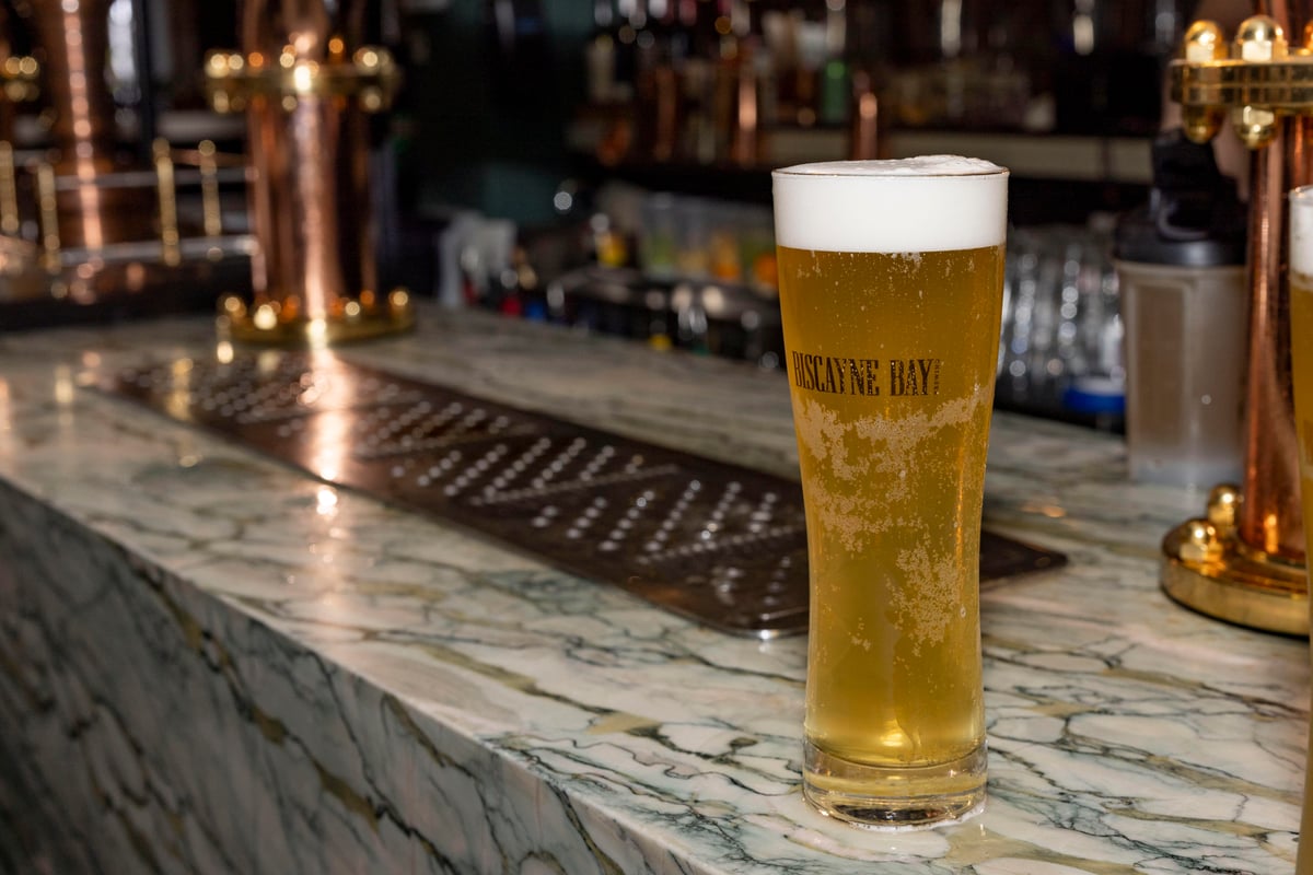 Biscayne Bay Brewing Taproom Celebrates 1st Anniversary with Penny Beers and Live Entertainment 8 apostHLPANews 55