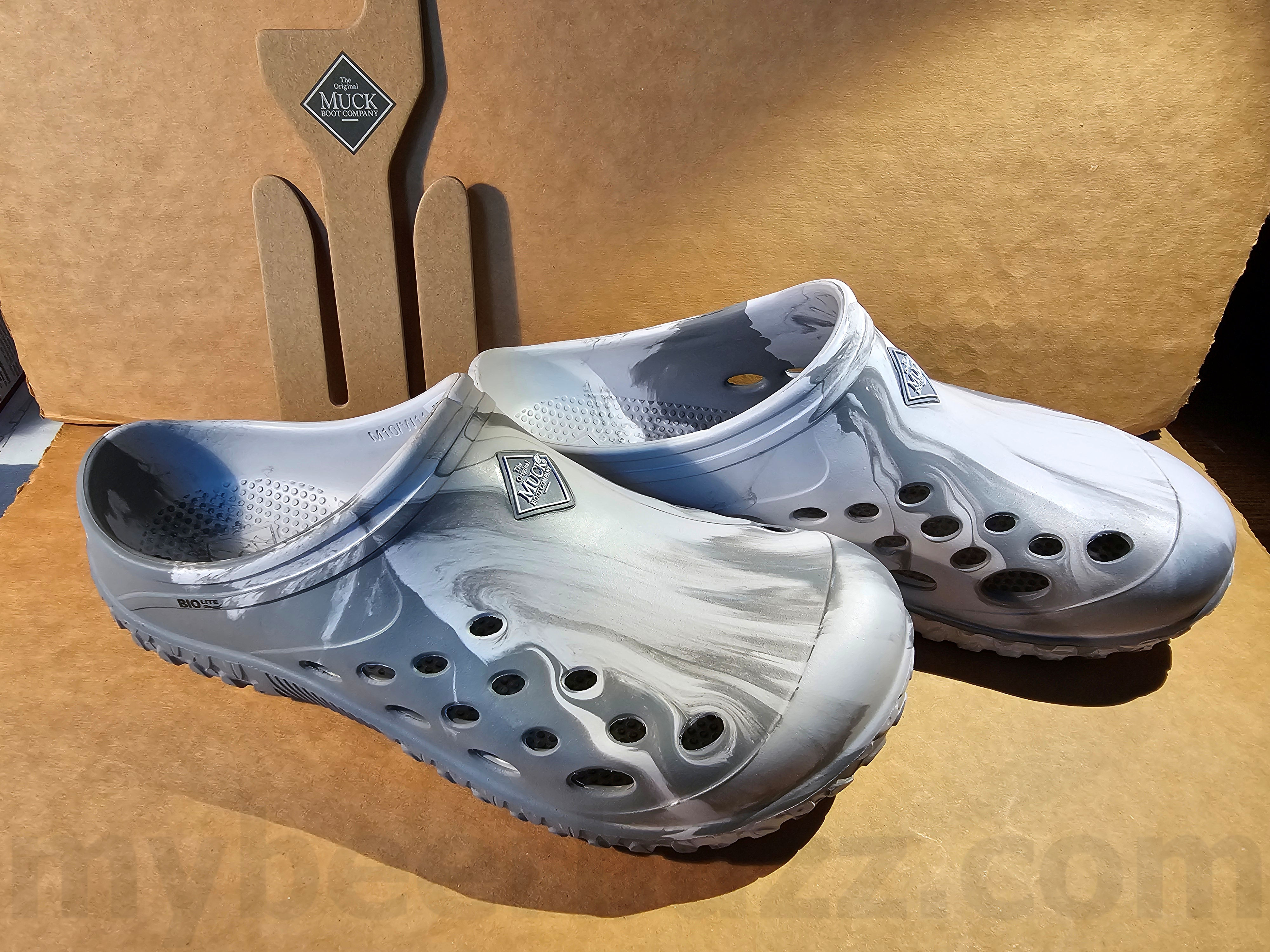 Mybeerbuzz .com Highlights the Muckster Lite EVA Clog (Review) 9 apostMBB 1637