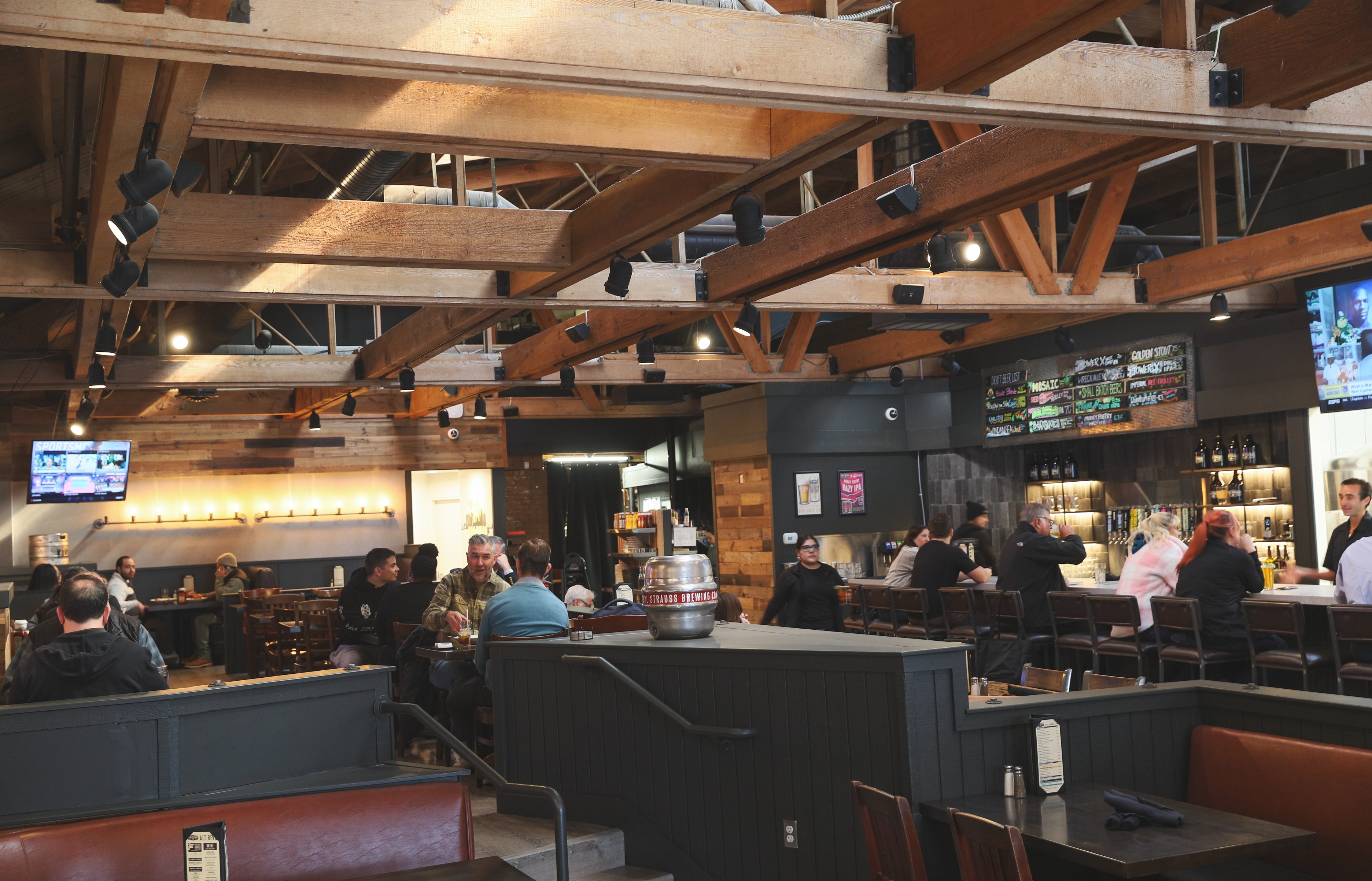 Karl Strauss Brewing Company re-opens original location in Downtown San Diego After Remodel Karl Strauss Brewing Company re-opens original location in Downtown San Diego After Remodel
