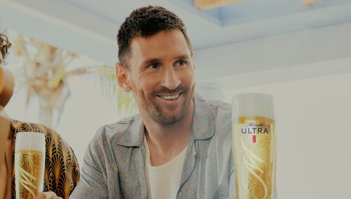 Anheuser-Busch’s Budweiser, Michelob ULTRA And Bud Light Join Super Bowl LVIII Roster 13 assets0e651898bba9404faf7390e31f349b0b7102a39bddcb42c7a6b441b2ca3fb51c