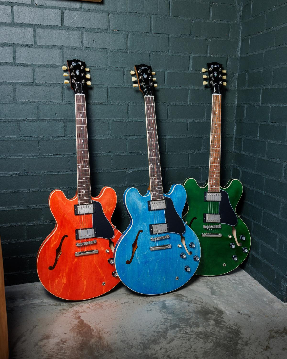 Gibson Introduces the Custom Color Series ES-335, Available Worldwide on Gibson.com 14 bd15b72e a29c 4e25 8a0e 4b90444d227a 1