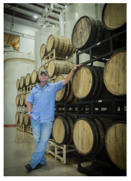 Point Releasing Whole Hog Bourbon Barrel Pumpkin Ale 22 e96a0f22 a274 411a 91b9 8e49e658e0b4