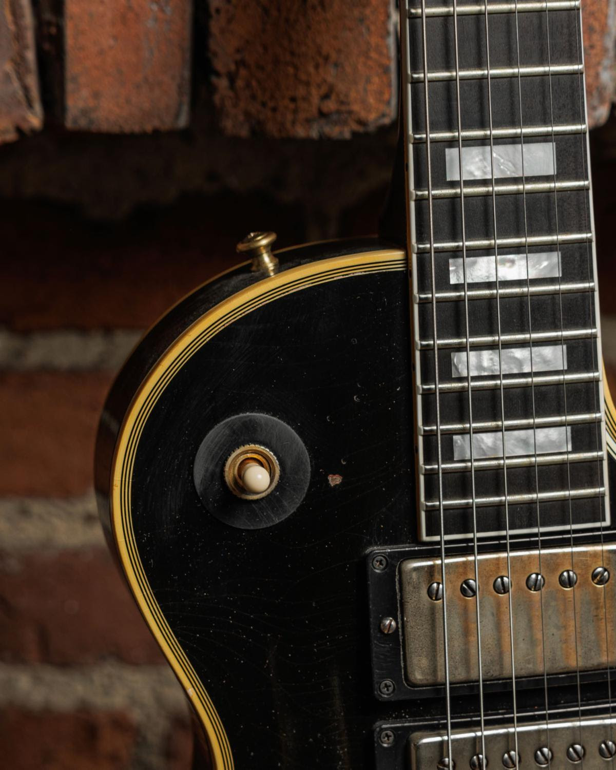 Gibson Custom Announces the Eric Clapton 1958 Les Paul Custom, An Artfully Recreated and Murphy Lab Aged Version of the Icon’s Versatile Les Paul Custom Guitar 23 ea91de5f be7a 4aeb bd91 6d8e1e574250 1