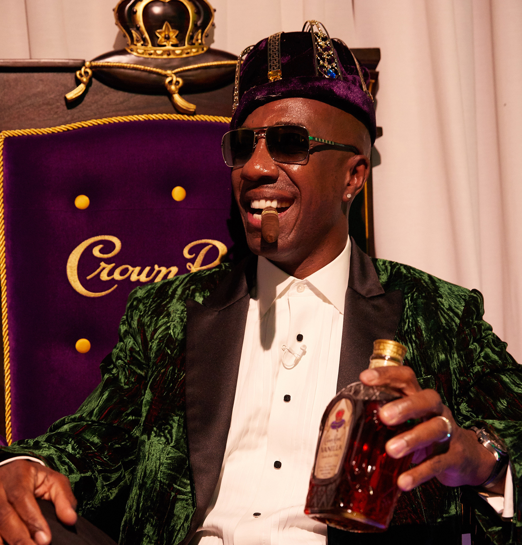The recently crowned “King of Flavor,” actor/comedian J.B. Smoove sits on his official Crown Royal Throne after his coronation in New York City on October 11, 2017 The recently crowned “King of Flavor,” actor/comedian J.B. Smoove sits on his official Crown Royal Throne after his coronation in New York City on October 11, 2017