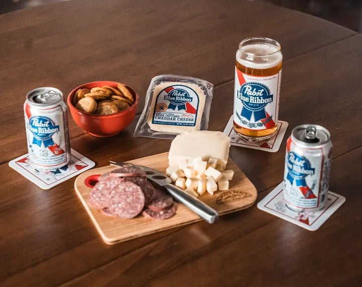 Pabst & Yancy’s Fancy Team Up For New Beer Cheese Pabst & Yancy’s Fancy Team Up For New Beer Cheese