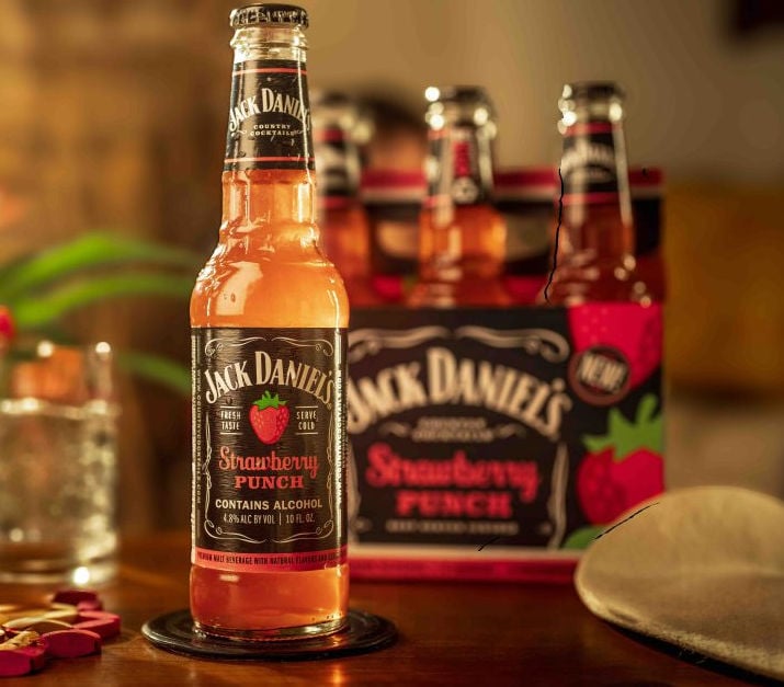 Jack Daniels Releasing Country Cocktails Strawberry Punch Jack Daniels Releasing Country Cocktails Strawberry Punch