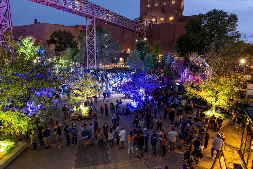The St. Louis Blues, Michelob ULTRA, 101 ESPN and 92.3 WIL Present Blues & Brews On September 18 At The Anheuser-Busch Brewery