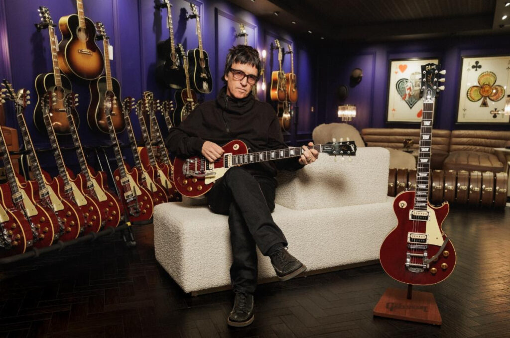 Gibson Partners with Johnny Marr to Create 20 Gibson ’84 Les Paul Standard Guitars with Bigsby, Hand-signed by Johnny Marr