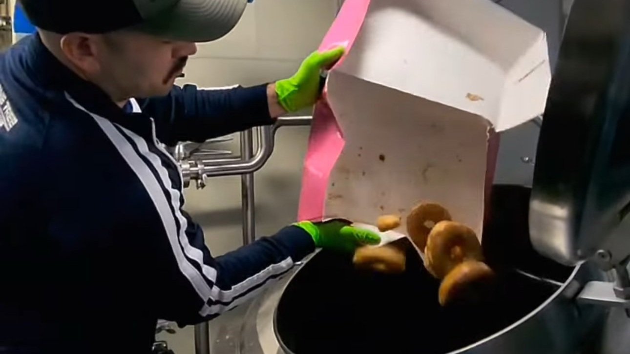 Lone Tree Brewing To Tap Pepper and Pastry Stout Month Recipes